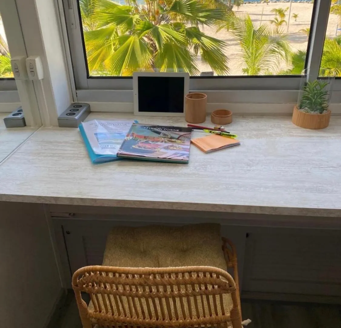 New Sea View Studio باي نيتل